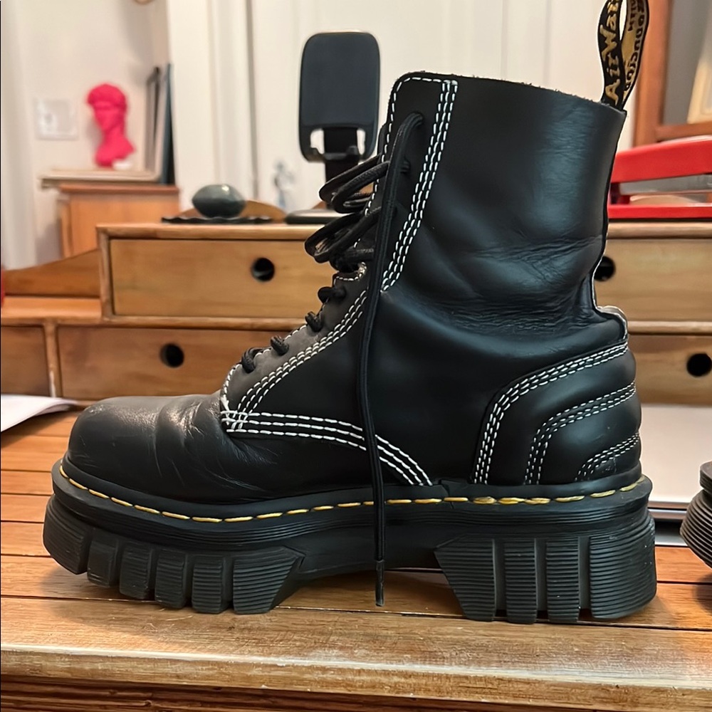 Dr Marten Black Lug Sole Lace-Up Combat Boot with Contrast Stitching